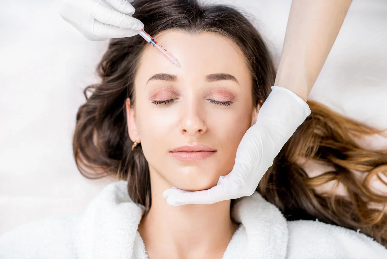 Botox vs. Hyaluron: Was unterscheidet und eint die beiden "Wundermittel"?